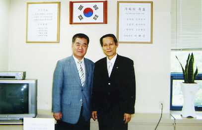 5.jpg
407 x 262
122Kbyte